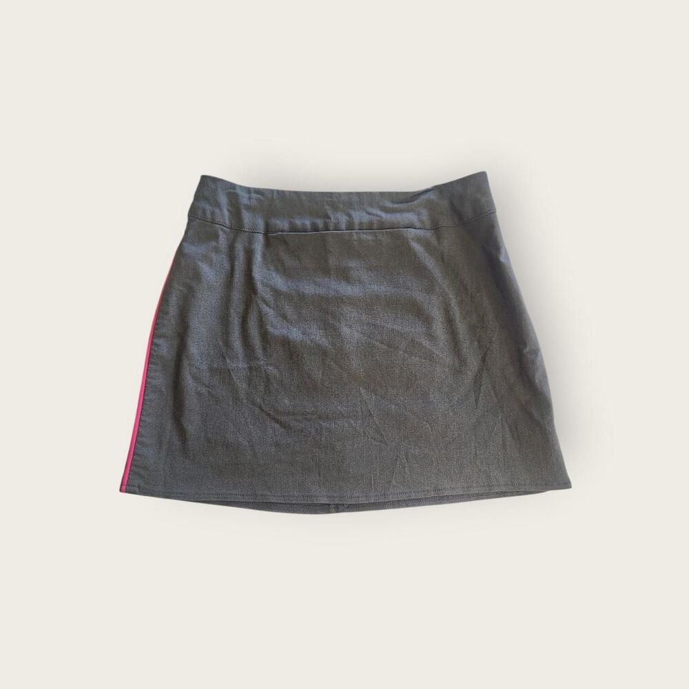 Vintage Y2k Hourglass grey mini skirt with red stripe down both sides
